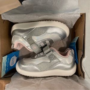 Stride Rite Natasha Walker brand new size 5